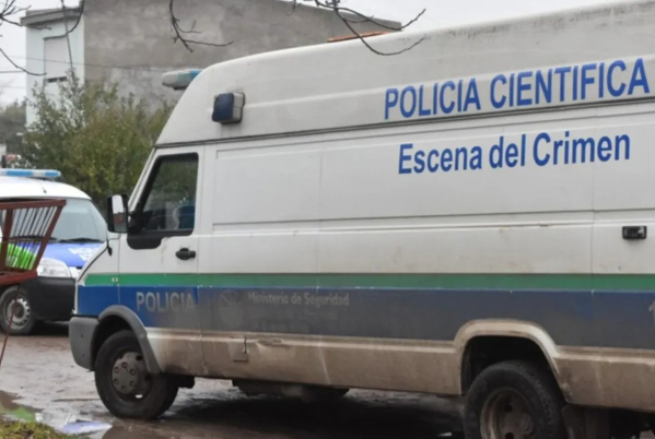 "Llama la atención lo de la sábana": avanza la investigación por la extraña muerte de un hombre en Los Hornos