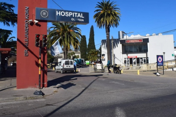 Saquearon una casa de Villa Elisa y se llevaron 250 mil dólares en apenas 10 minutos: la víctima fue hospitalizada