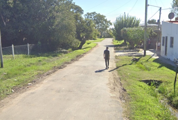 Brutal ataque a una madre y su hija mientras circulaban por Barrio Aeropuerto: le apuntaron a la nena con un arma