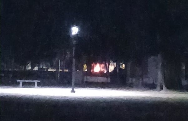 En Parque Saavedra advirtieron por una fogata nocturna que causó revuelo entre los vecinos