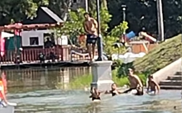 Advirtieron que niños se meten al lago del Parque Saavedra y no hay controles: "¿Qué pasa si alguno se ahoga?"