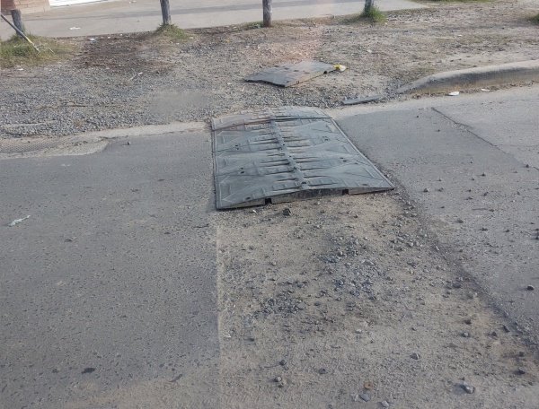 Conductores se quejaron por el mal estado de las lomas de burro en la zona de Abasto