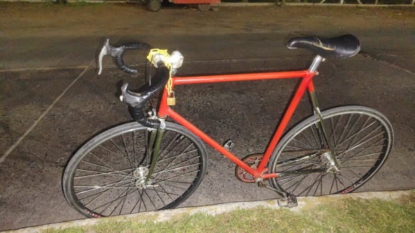 Conmoción en La Plata: Murió un jubilado tras descompensarse mientras circulaba en bicicleta