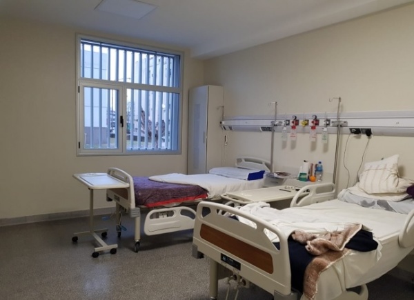 Posible caso de mala praxis en La Plata: una joven fue operada, le dieron el alta, levantó fiebre y falleció una hora después