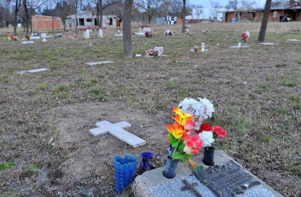 Su suegra falleció, la quiso homenajear y le dedicó un mensaje en el aviso fúnebre que dejó boquiabierto a todos