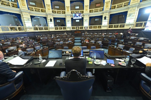 Arranca el debate por el Presupuesto 2022 en la Legislatura Bonaerense: calculan un incremento del 50% en gastos e ingresos