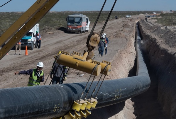 Se completó el llenado del Gasoducto Néstor Kirchner y es inminente el transporte del gas al AMBA