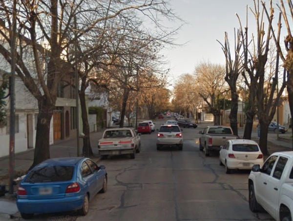 Los custodios de Hebe de Bonafini le dispararon a dos motochorros cuando querían robar en la zona de 20 y 45