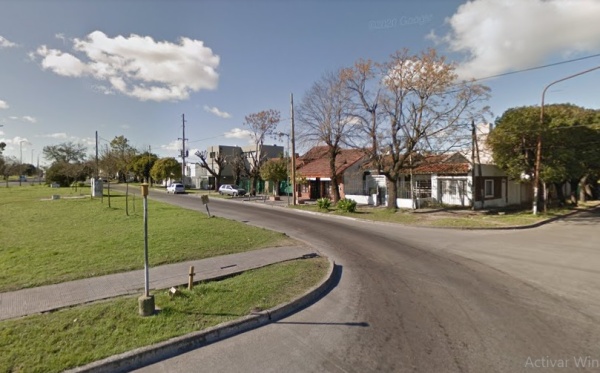 A punta de pistola, motochorros atacaron a un joven en Altos de San Lorenzo