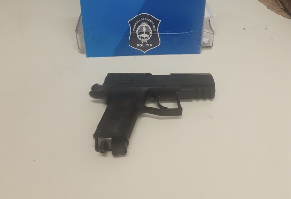 Atacaban a los vecinos en El Mondongo a punta de pistola y fueron detenidos