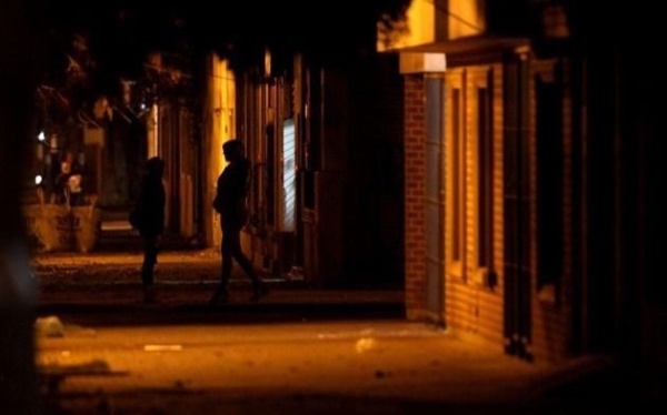 Catorce allanamientos, trece detenidos, cocaína y más de 400 mil pesos: así fue el operativo por la Zona Roja de La Plata