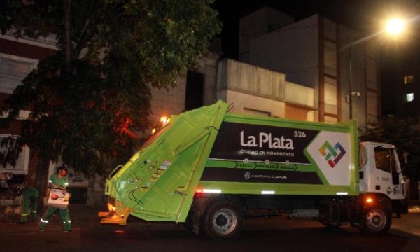 Golpearon y amenazaron a un recolector de residuos mientras trabajaba en El Mondongo