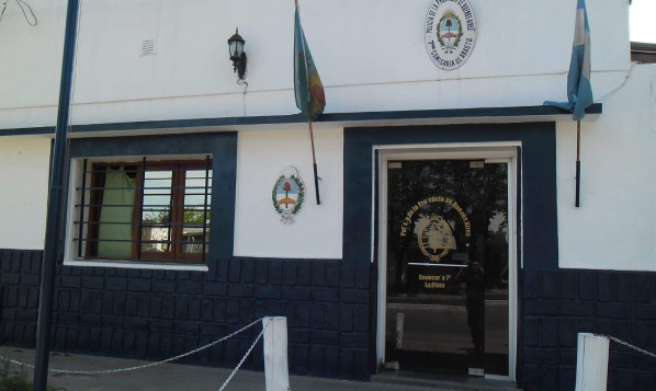 Por falta de documentaci&oacute;n, lo detuvieron mientras circulaba en una moto que result&oacute; ser robada