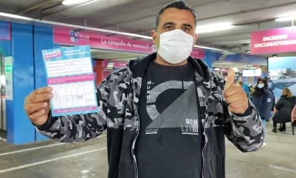 Se larga la quinta dosis libre para mayores de 50 años en Provincia de Buenos Aires