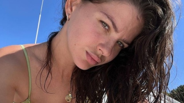 Con una polémica foto, la China Suárez contó cómo espera el 2022