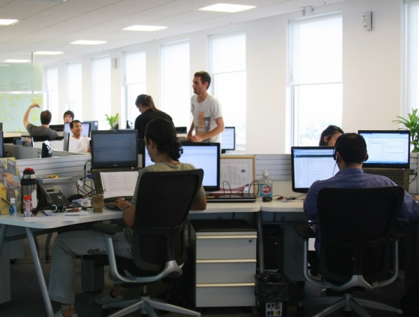 "Tengo unas cosas que hacer": el audio viral de la empleada que quería faltar en su primer día de trabajo y desató el debate