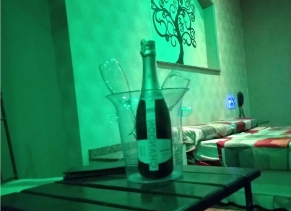 Escándalo en un hotel alojamiento de 31 y 62 por tres personas que querían marcharse sin pagar