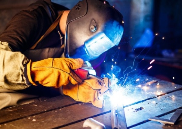 La UOM acordó un aumento salarial con las empresas siderúrgicas y se aleja la posibilidad de una medida de fuerza