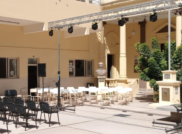 Cerraron una orientaci&oacute;n en la Escuela Media 31 de La Plata y los padres estallaron