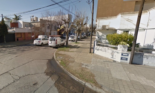 Le apuntaron a una mujer en 26 y 61 para llevarse una bicicleta