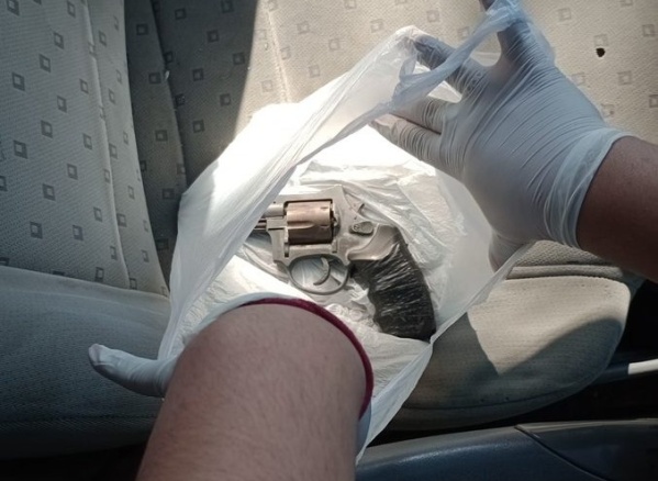 Falleció el hombre que se había disparado en la cabeza dentro de un remis en Ensenada