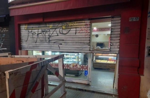 Tres menores cayeron luego de violentar locales del centro platense: mencionan que es una nueva estrategia para robar