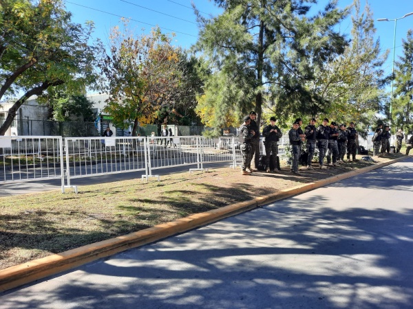 Recital de La Renga en La Plata: así será el operativo especial de ingresos, cortes y desvíos durante este sábado