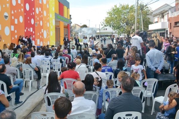 Se construirán nuevas viviendas y edificios educativos en distintos puntos de la Provincia