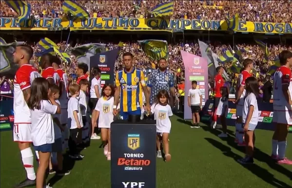 Estudiantes, objeto del poder: Milei apoyó al Pincha en su lucha y un intendente bonaerense fanático lo cruzó con dureza