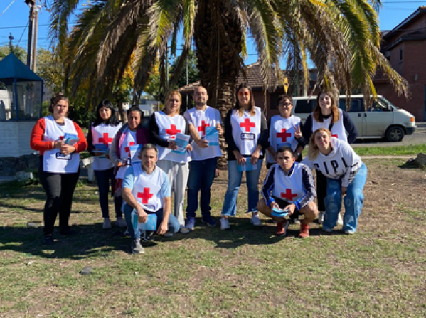 Un grupo de jóvenes realizó una jornada de salud en Altos de San Lorenzo