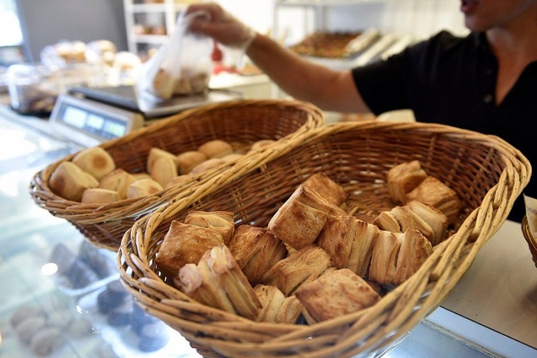 Los mensajes ocultos del panadero a un cliente: "Al principio era todo felicidad, después entendí"