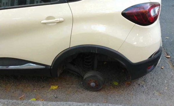 Robaruedas atacan en La Loma y los vecinos piden mayor seguridad