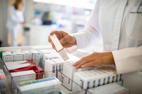 El Gobierno nacional llegó a un acuerdo con laboratorios para congelar el precio de medicamentos hasta octubre