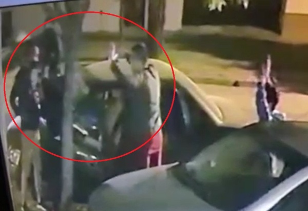 Con media hora de diferencia, le robaron a una familia y quisieron subir a un auto a una joven en la zona de 29 y 64