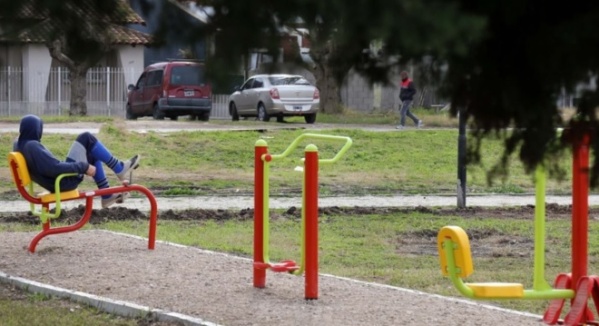 Villa Castells y Savoia tendrán su parque lineal: habrá senderos para ciclistas, juegos y un circuito aeróbico