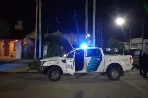 Brutal femicidio en La Plata: un hombre asesinó a su pareja de un disparo en la cabeza