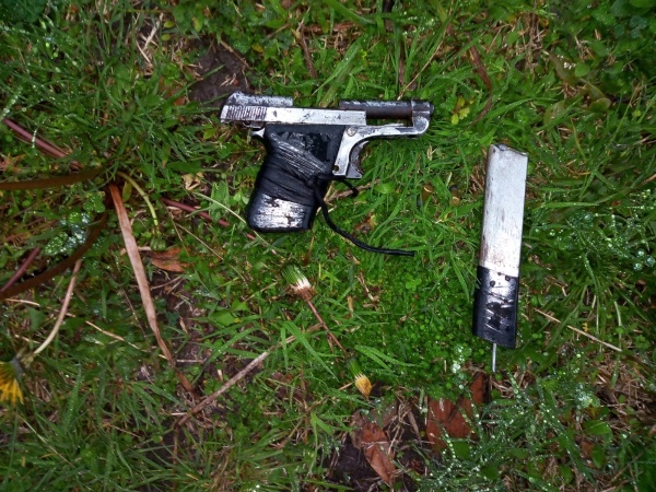 Los detuvieron por portaci&oacute;n de armas en Romero y uno de los ladrones ten&iacute;a salidas transitorias