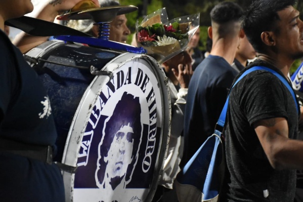 Con un fuerte pedido de justicia velaron a César "Lolo" Regueiro: “Que se hagan cargo los responsables”