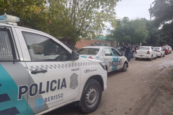 Tensión y tiros en Berisso: un policía se defendió en un intento de robo y le disparó a un ladrón