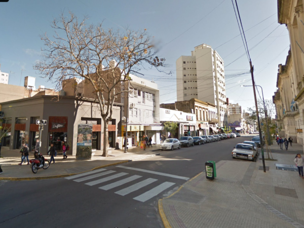 Dos menores fueron detenidos por robar en pleno centro de La Plata