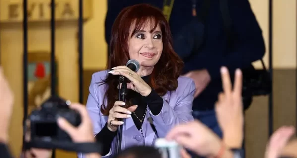 La defensa de Cristina pidió arresto domiciliario sin tobillera tras el fallo de la Corte