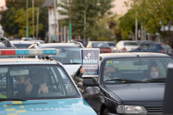 Vecinos de La Plata organizan una nueva caravana por la seguridad