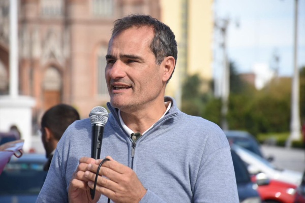 Guillermo Escudero presentó su lista y será precandidato a intendente en La Plata