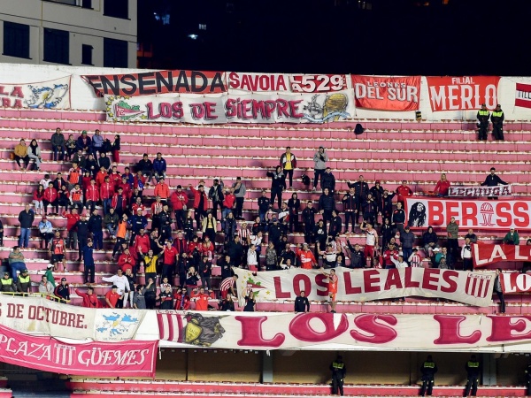 Domínguez tras quedar al borde de la eliminación le mandó un mensaje al hincha del Pincha