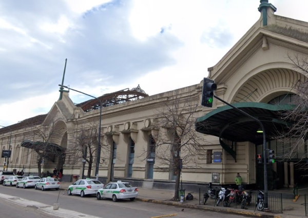 Un brasileño llegó a La Plata por el Mundial Sub-20 y fue robado por trapitos en la estación de trenes