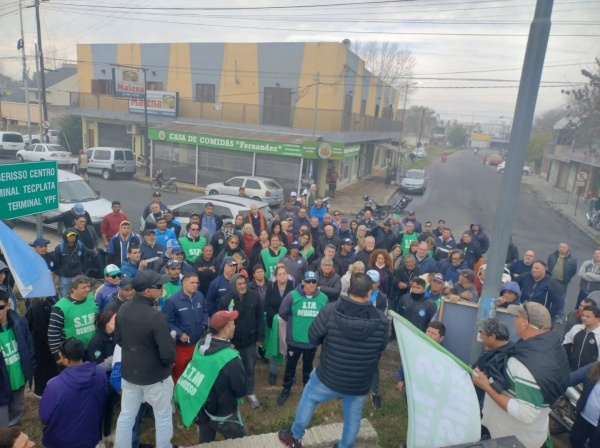 Escala el conflicto de los municipales de Berisso y planean una masiva manifestación en La Plata