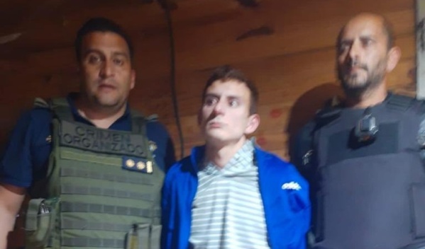 Detuvieron a uno de los presos que se dio a la fuga en Tolosa: Estaba de su novia con el pelo teñido