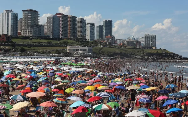 Récord de turistas y ocupación hotelera en Semana Santa en el país