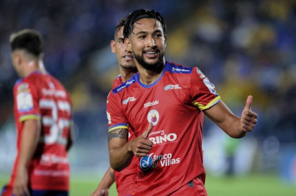 Gimnasia ofertó y espera con optimismo la respuesta del delantero