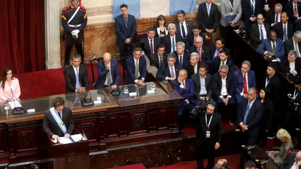 Gobernadores y la oposición buscarán emplazar a Espert para sancionar el presupuesto 2026 y evitar otra prórroga